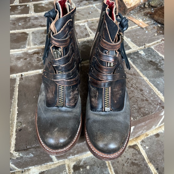 Freebird by Steven Distressed Black and Brown Ankle Boots - Picture 1 of 8